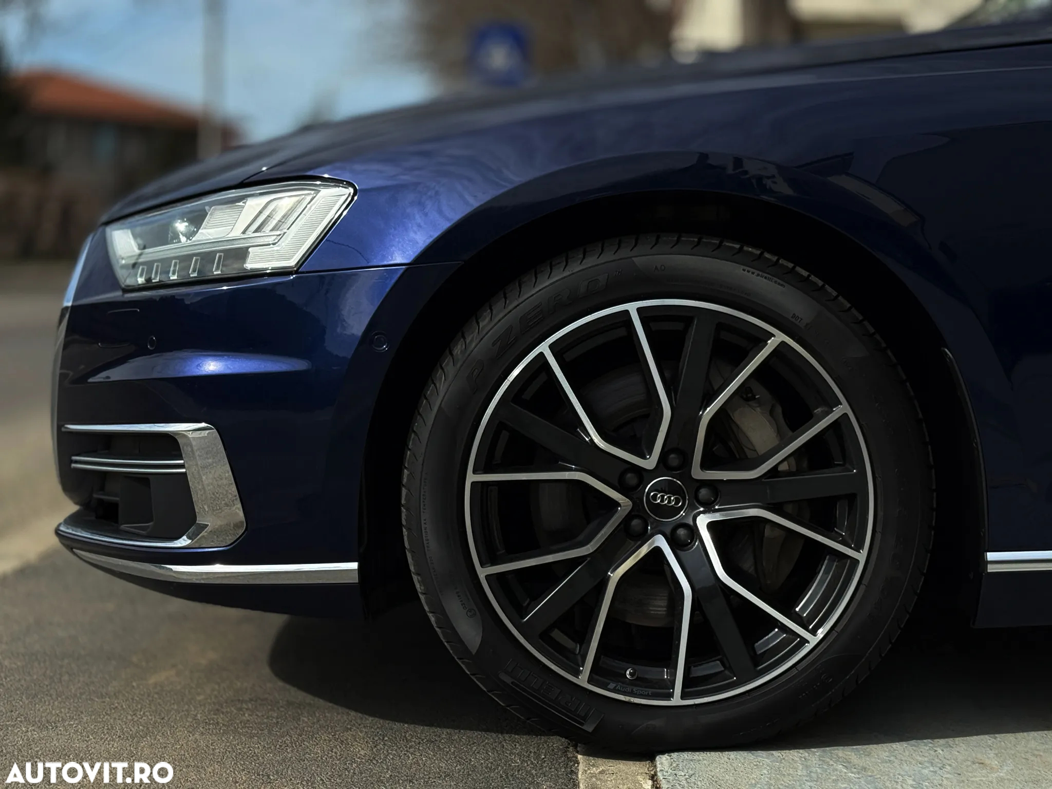 Audi A8 55 TFSI quattro Tiptronic MHEV - 4
