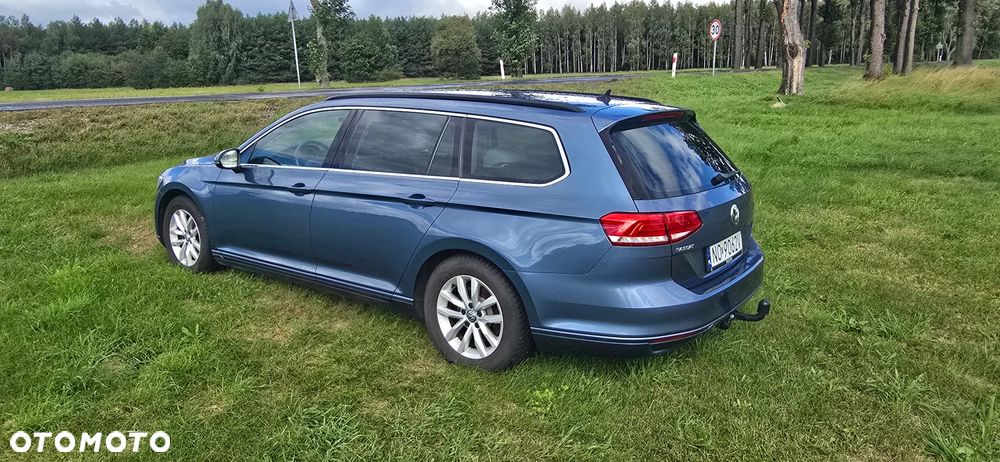 Volkswagen Passat 2.0 TDI SCR Comfortline - 3