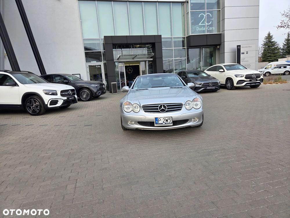 Mercedes-Benz SL - 24