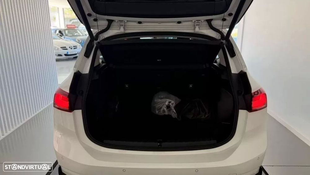 BMW 225xe Active Tourer e xDrive - 12