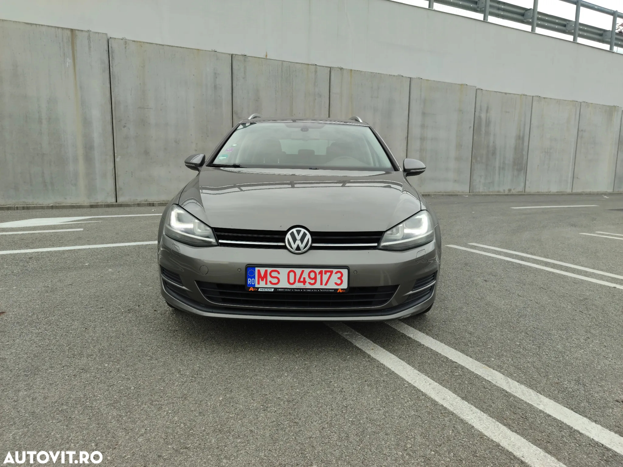 Volkswagen Golf 1.6 TDI BMT Comfortline - 2