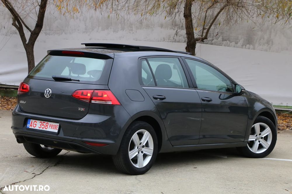 Volkswagen Golf 1.6 TDI BlueMotion Technology Lounge - 6