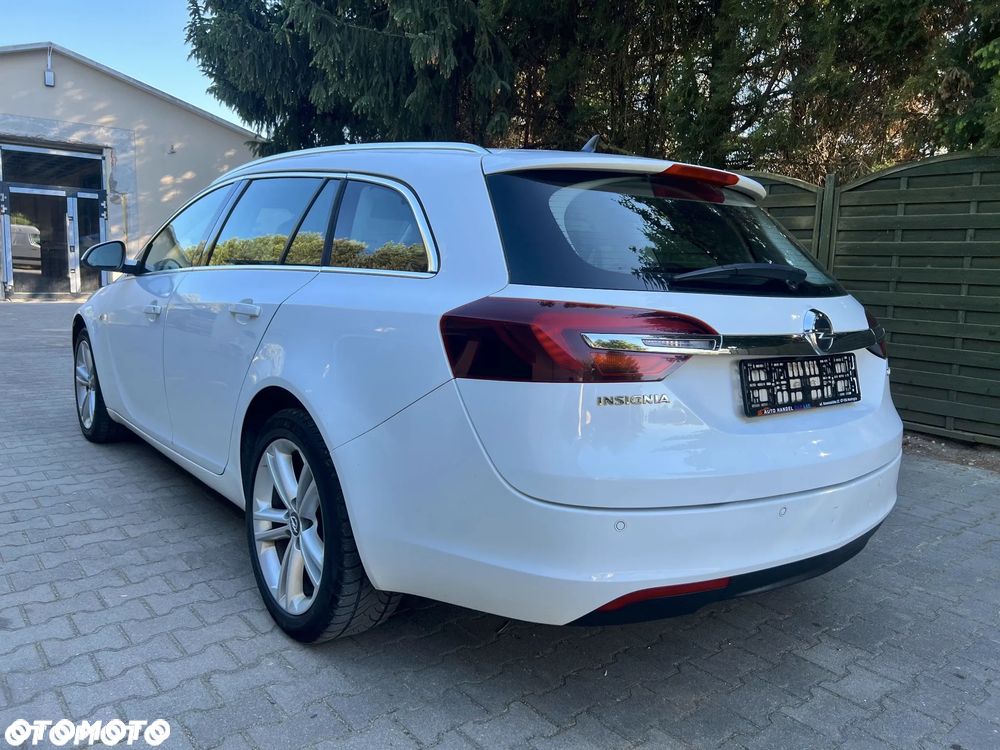 Opel Insignia - 11