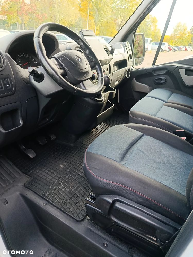 Renault Master - 25