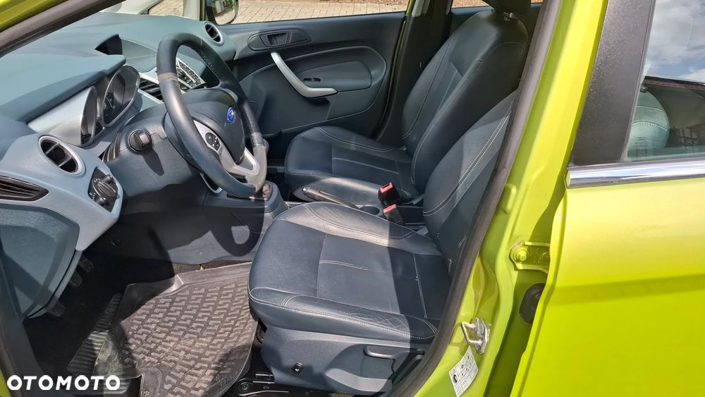 Ford Fiesta 1.25 Champions Edition - 10