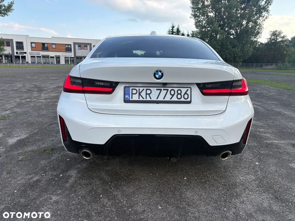 BMW Seria 3 318i M Sport - 6