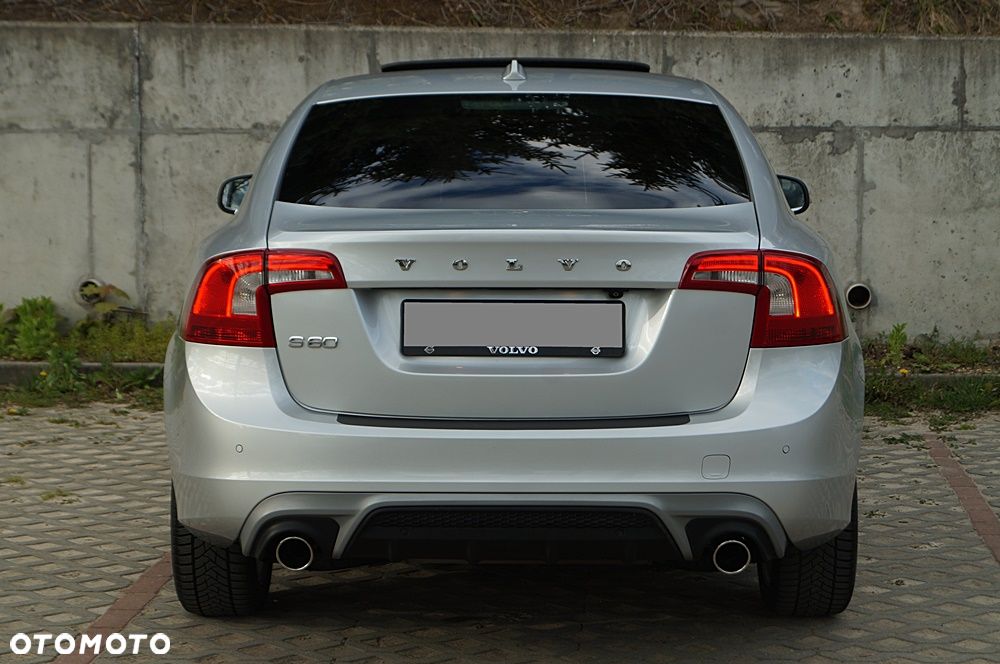 Volvo S60 D5 Summum - 10
