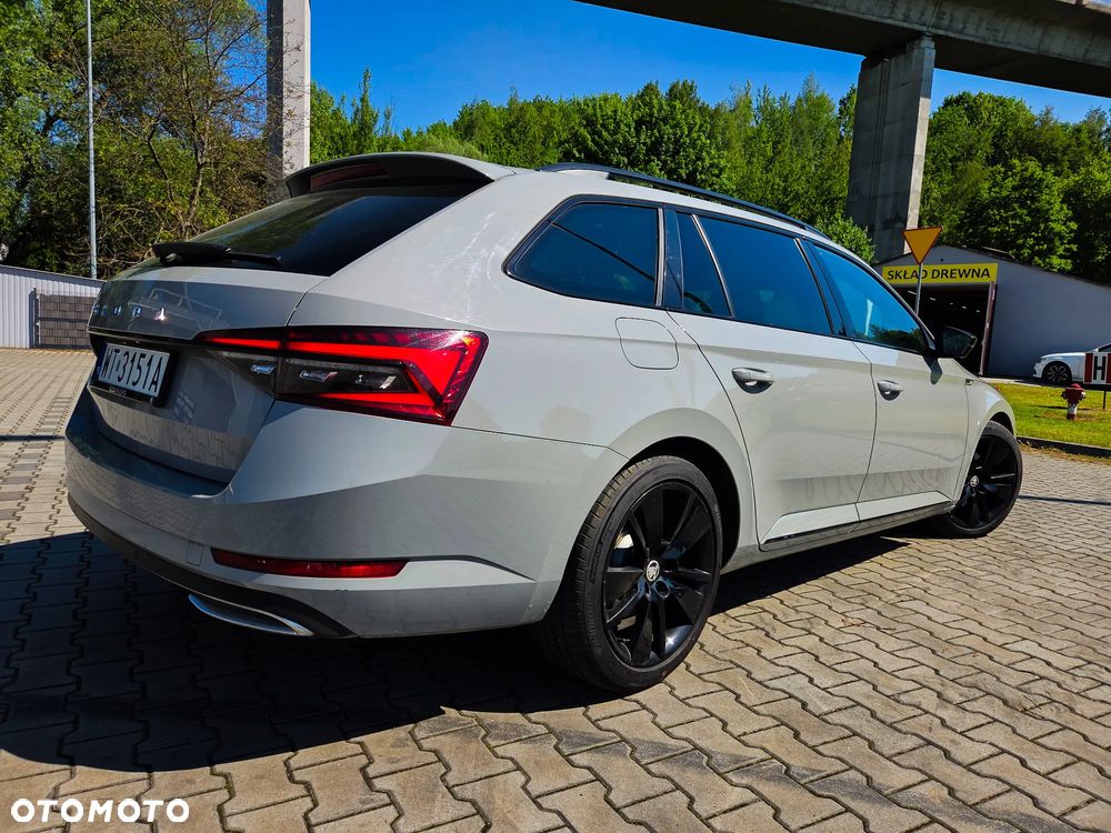Skoda Superb 2.0 TDI SCR Sportline DSG - 3