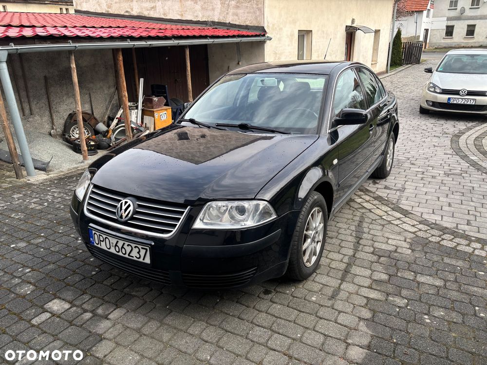 Volkswagen Passat 1.6 Trendline - 2