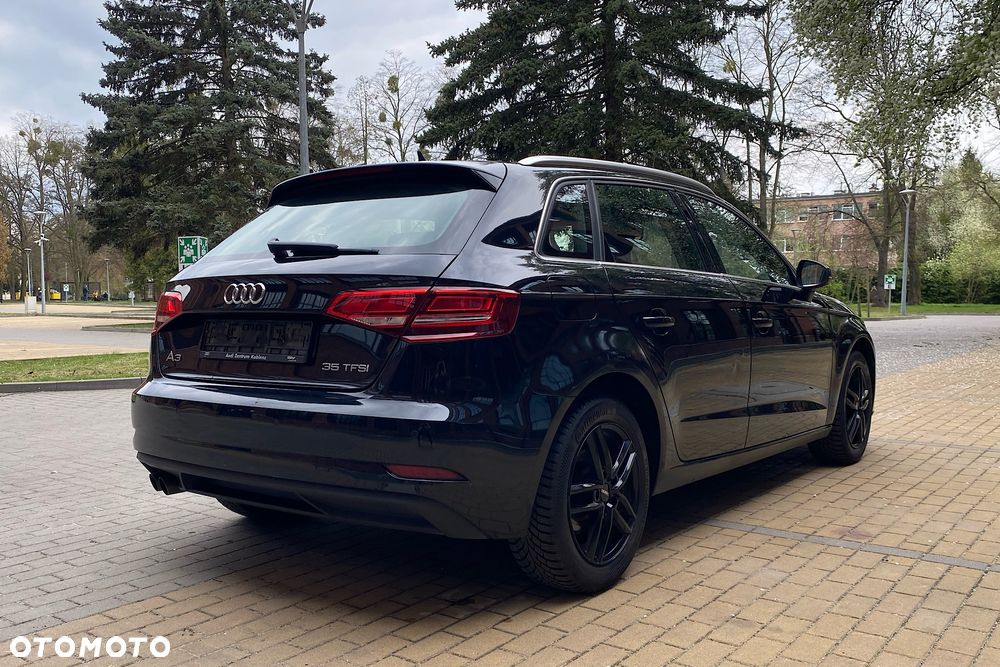 Audi A3 Sportback 1.5 TFSI cylinder on demand design - 16