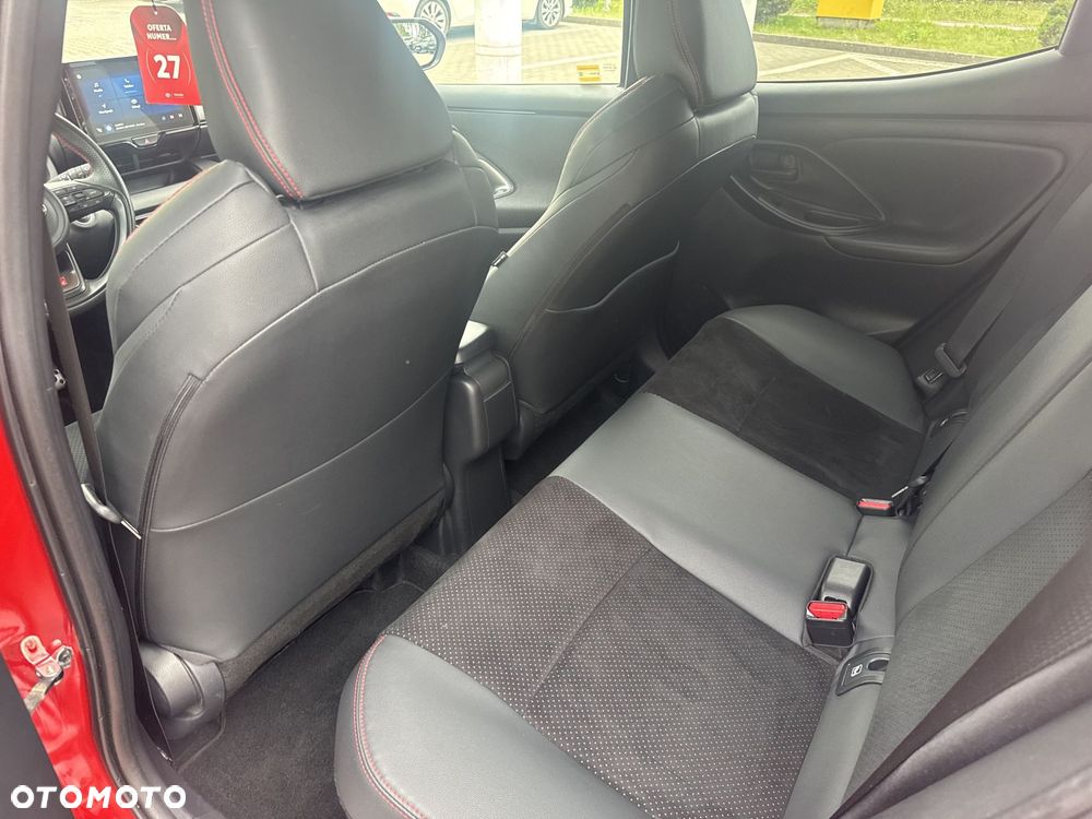 Toyota Yaris - 13