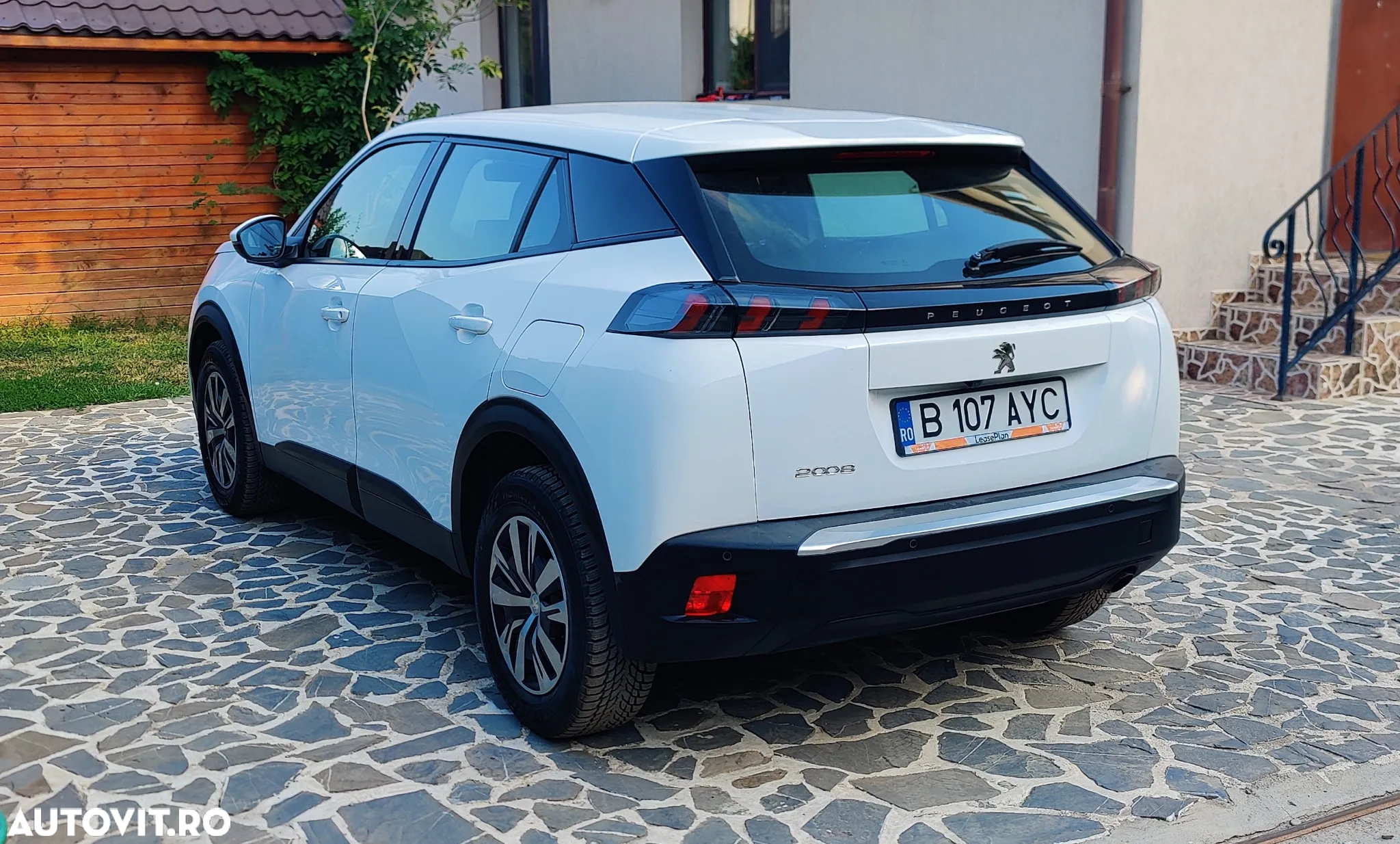 Peugeot 2008 1.5 BlueHDI FAP Active - 3