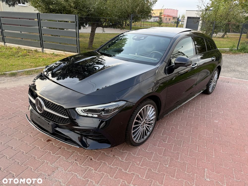 Mercedes-Benz CLA 250 e 8G-DCT AMG Line - 3