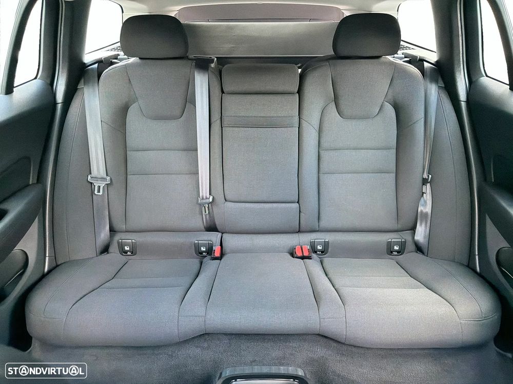 Volvo V60 2.0 T6 AWD TE Inscription Expression - 8