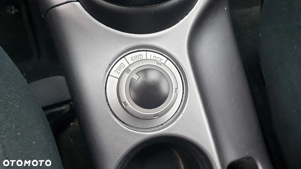 Mitsubishi Outlander 2.0 DI-D 4WD Invite - 21