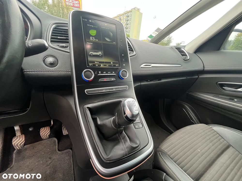 Renault Scenic - 10