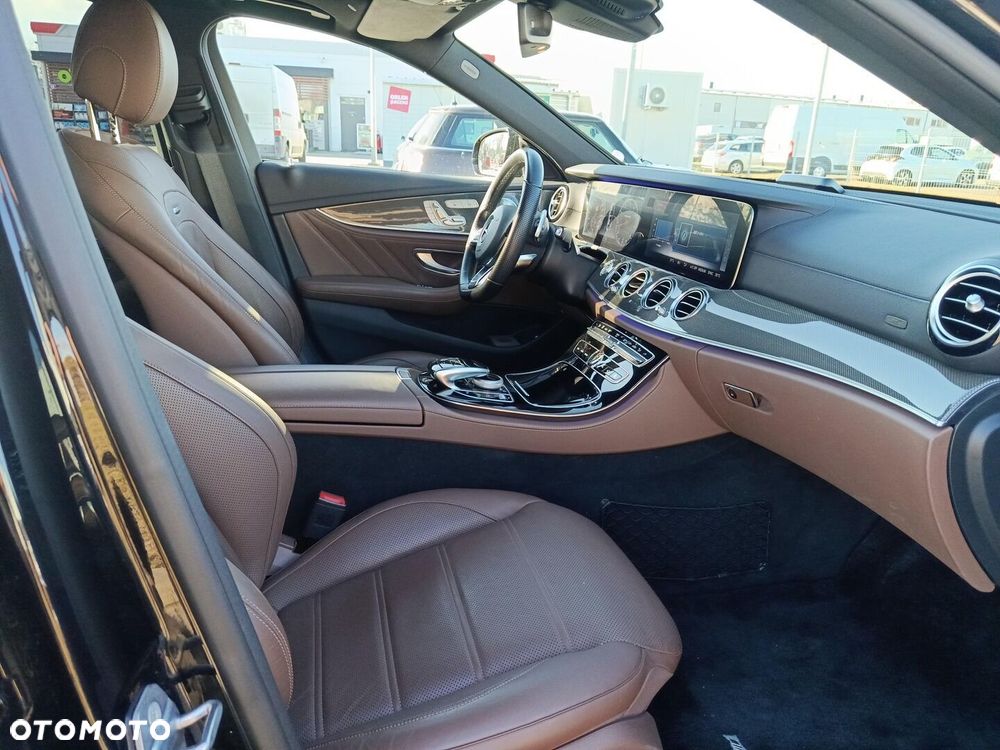 Mercedes-Benz Klasa E 43 AMG 4-Matic - 9