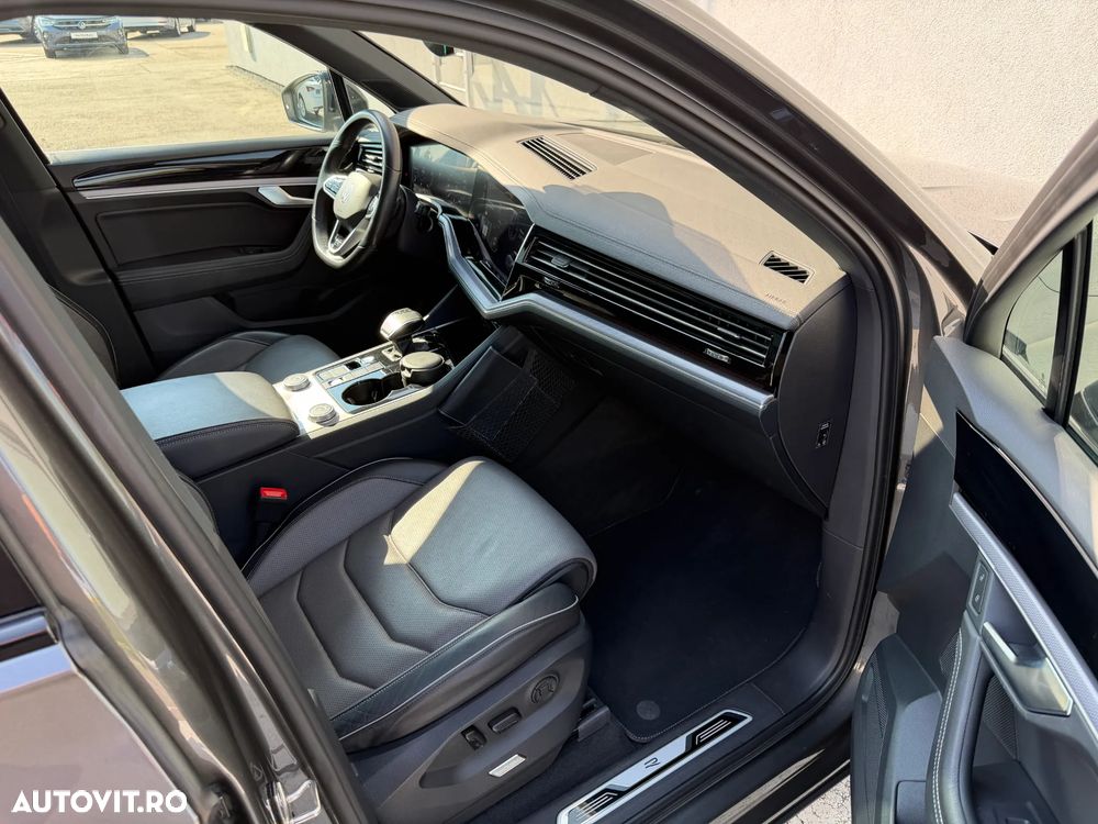 Volkswagen Touareg V6 TDI R-Style - 25