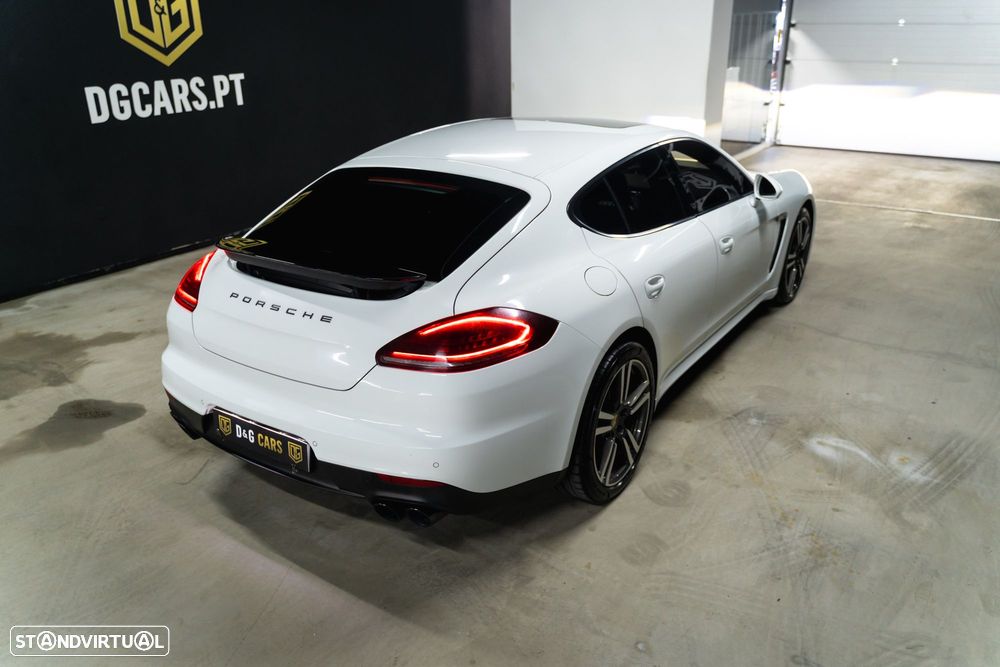 Porsche Panamera Standard - 2