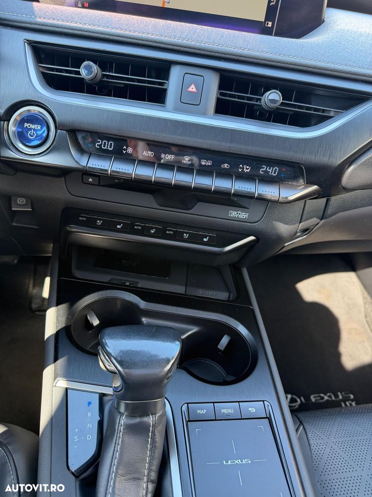 Lexus UX 250h 2.0L HEV 20H- (178 HP) 4X4 CVT Luxury - 8
