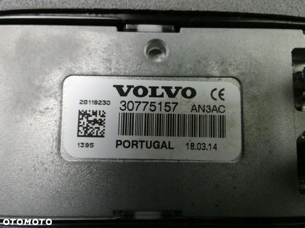 Volvo V40 II ANTENA DACHOWA LOTKA PŁETWA RADIA - 2