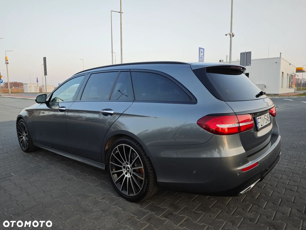 Mercedes-Benz Klasa E 400 d 4Matic T 9G-TRONIC AMG Line - 6