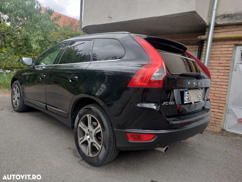 Volvo XC 60 D5 AWD A6 Basic - 7