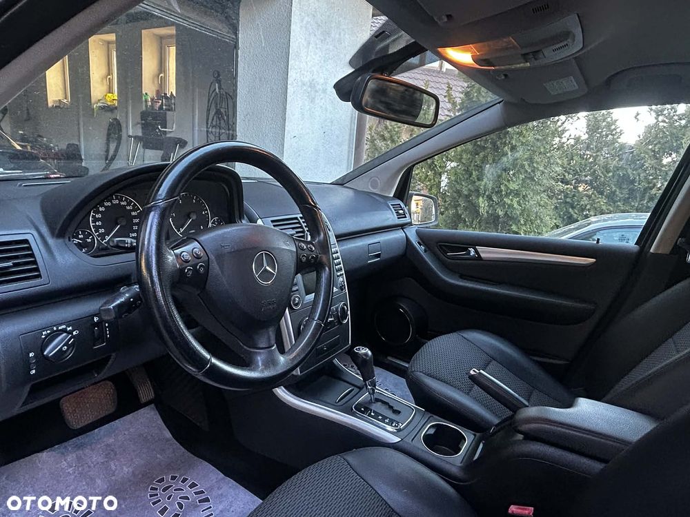 Mercedes-Benz Klasa A 180 CDI Autotronic Avantgarde Special Edition - 13