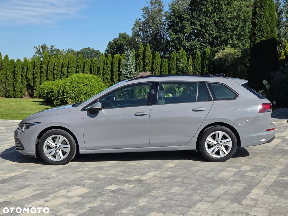 Volkswagen Golf - 22
