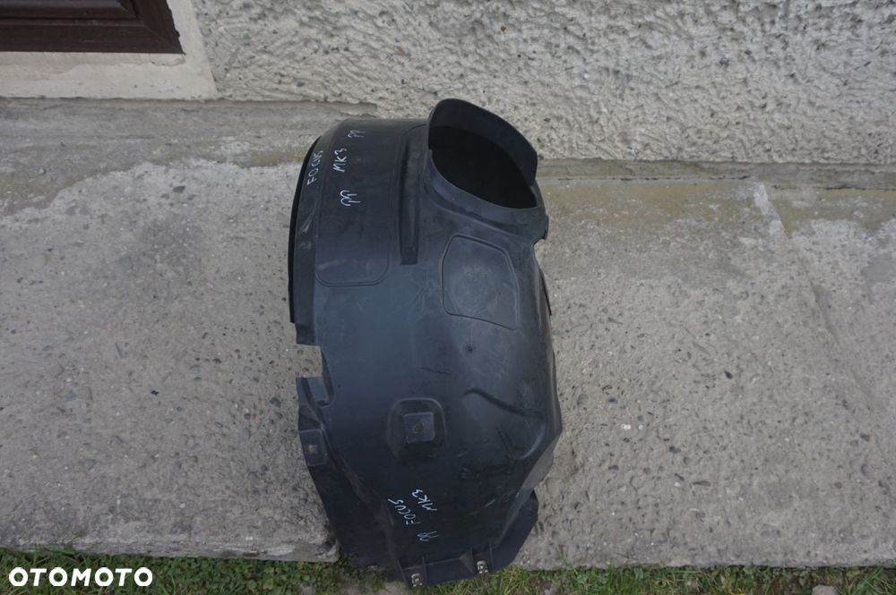 NADKOLE PRAWE PRZEDNIE FORD FOCUS MK3 - 1
