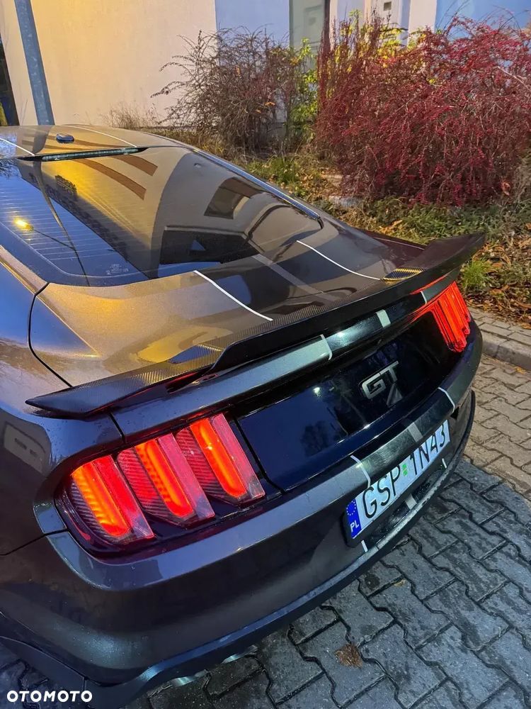 Ford Mustang 5.0 V8 GT - 8