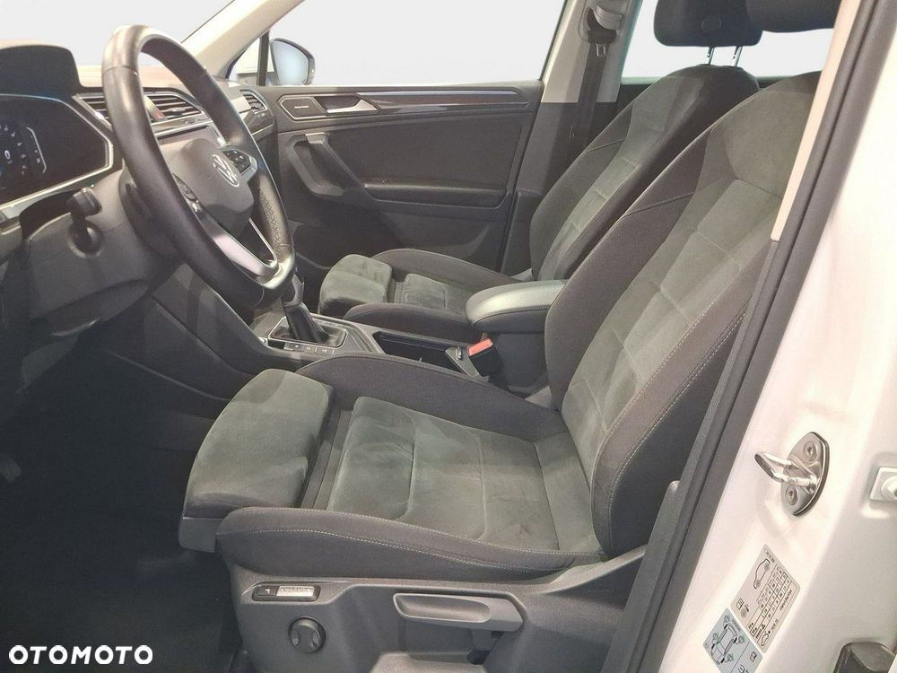 Volkswagen Tiguan - 10