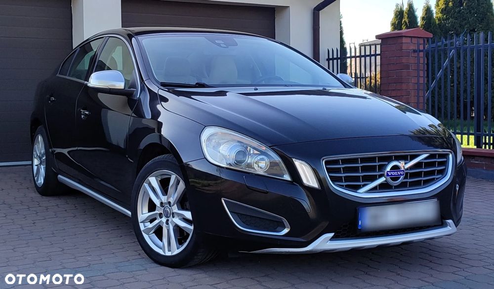 Volvo S60 D3 Geartronic Summum - 1
