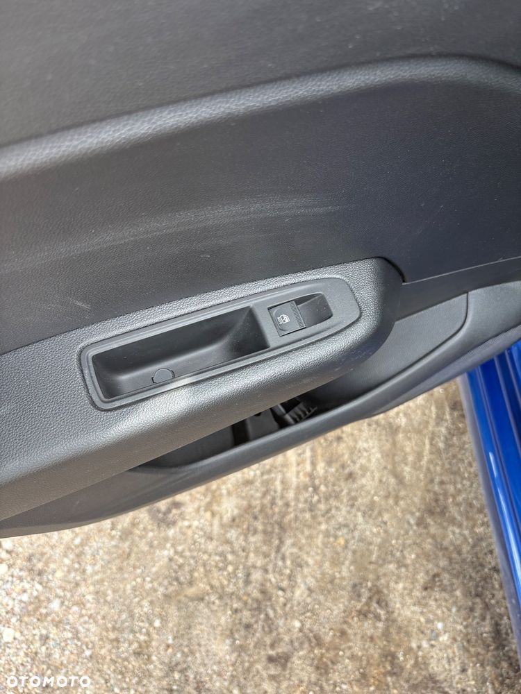 Renault Clio 1.0 TCe Evolution - 9