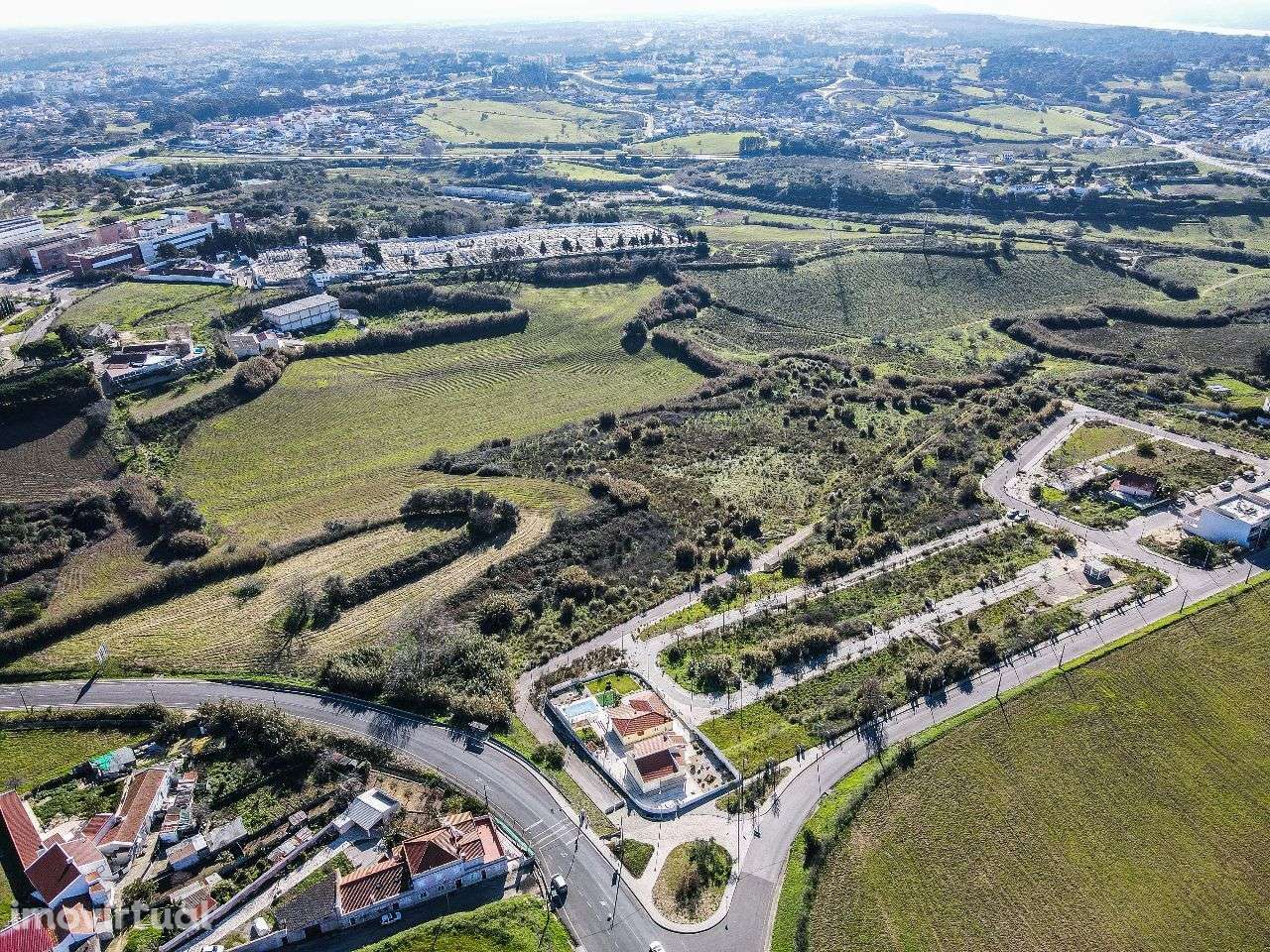 Terreno com 30339m2, Costas de Cão - Grande imagem: 2/6