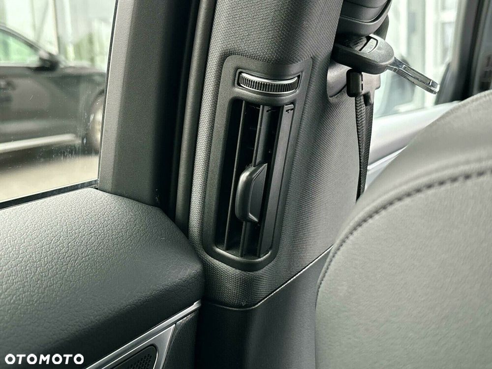 Audi A6 Allroad - 25