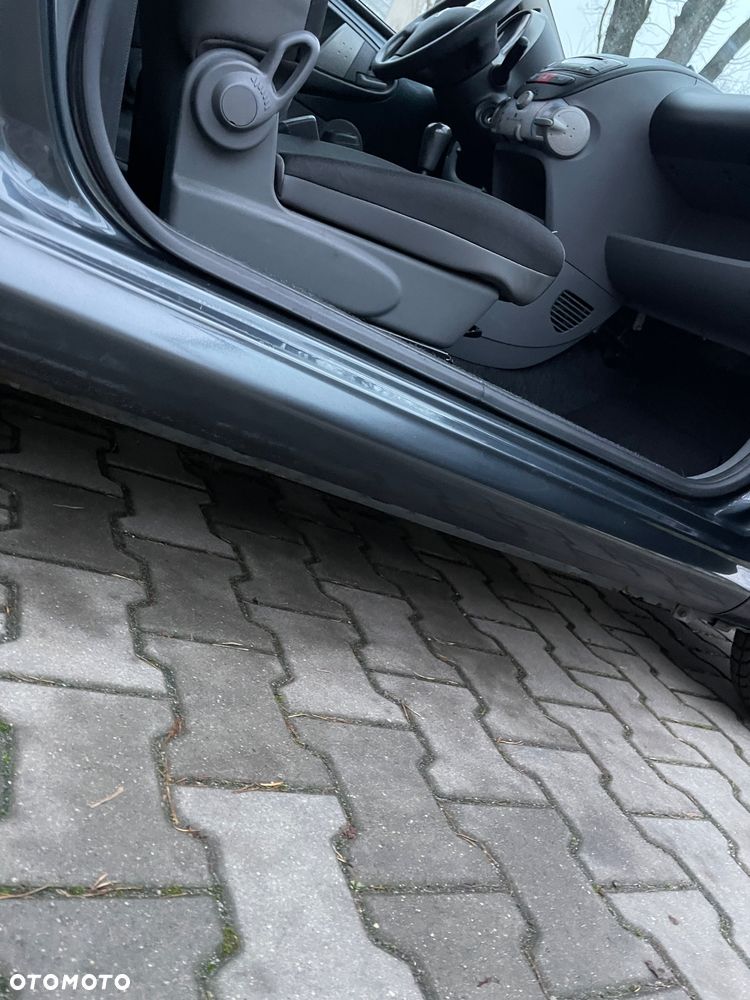 Peugeot 107 1.0 Active - 29