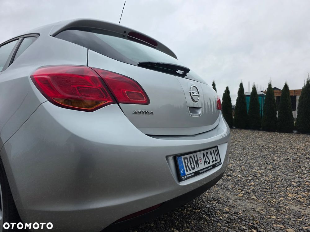 Opel Astra 1.6 Active - 34