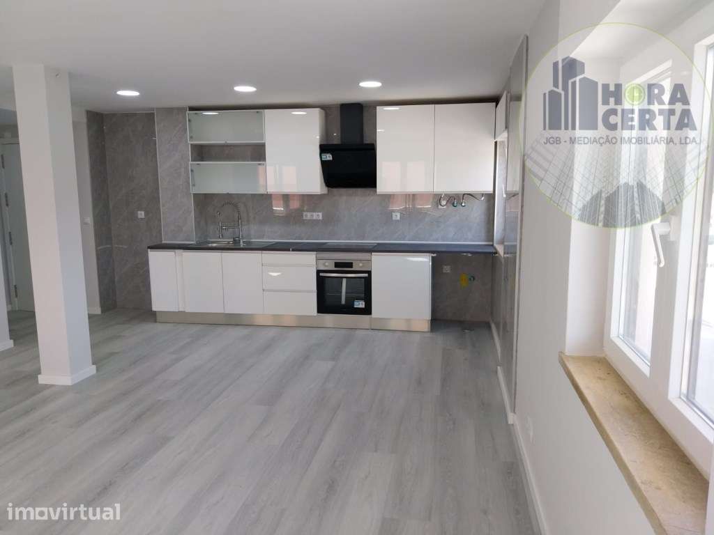 Apartamento T2 em Corroios! - Grande imagem: 3/19