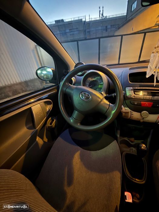 Toyota Aygo 1.0 - 7