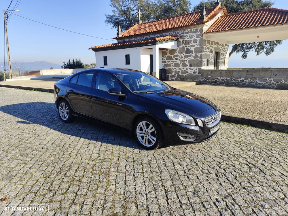 Volvo S60 - 1