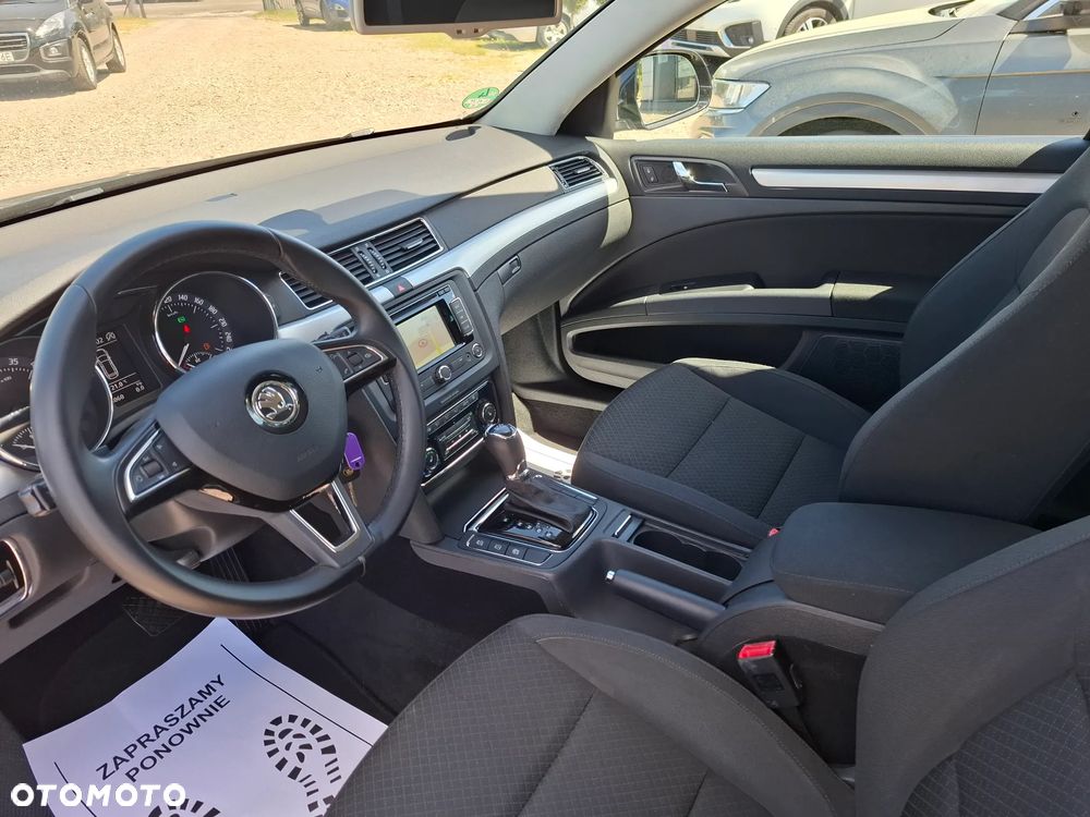 Skoda Superb 2.0 TDI Green tec DSG Ambition - 19