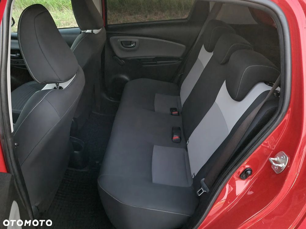 Toyota Yaris 1.5 Dynamic CVT - 16