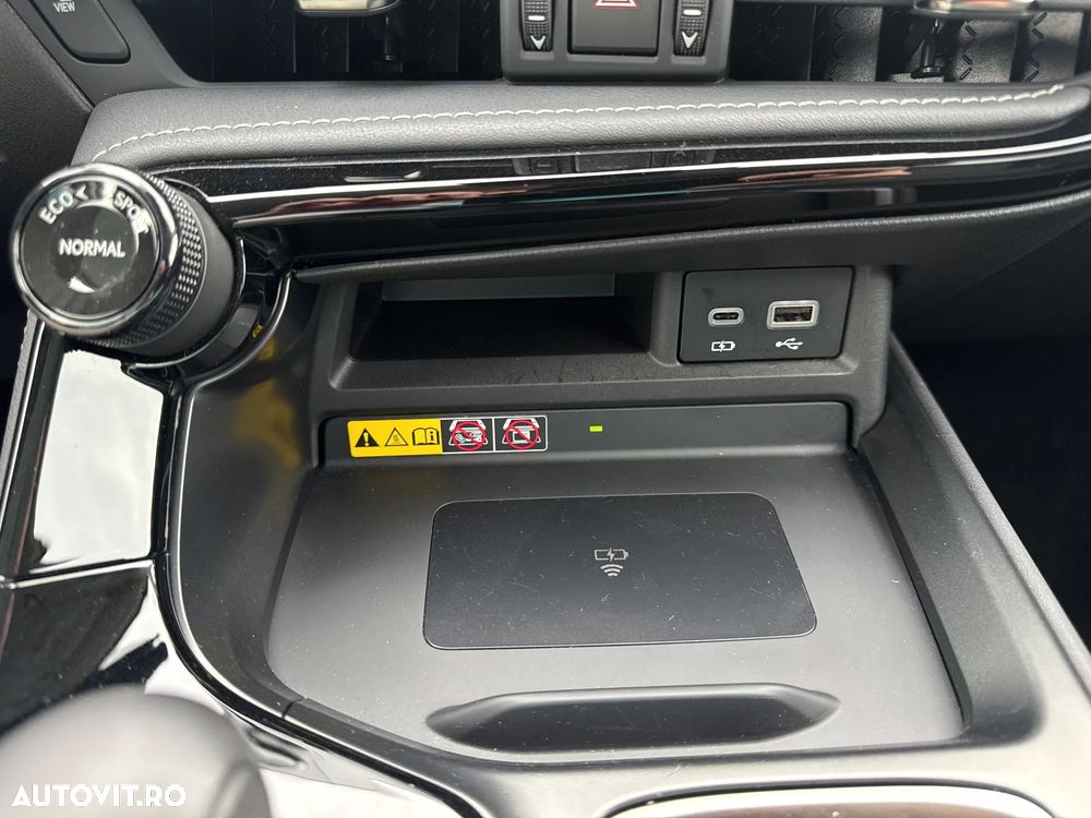 Lexus Seria NX - 19