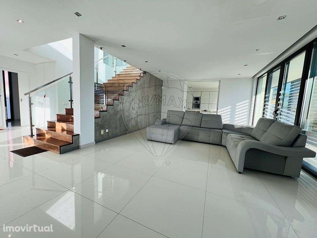 Moradia T5 para venda - Grande imagem: 3/33