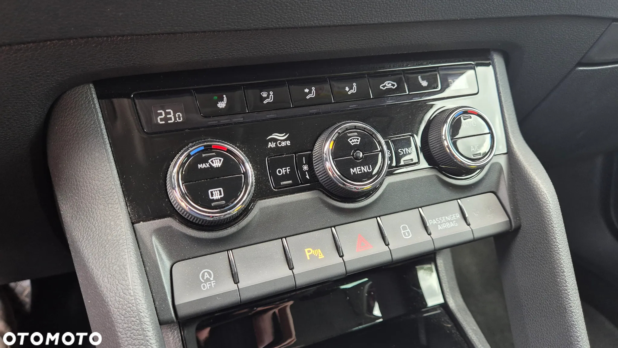 Skoda Karoq 2.0 TDI SCR 4x4 DSG Ambition - 13