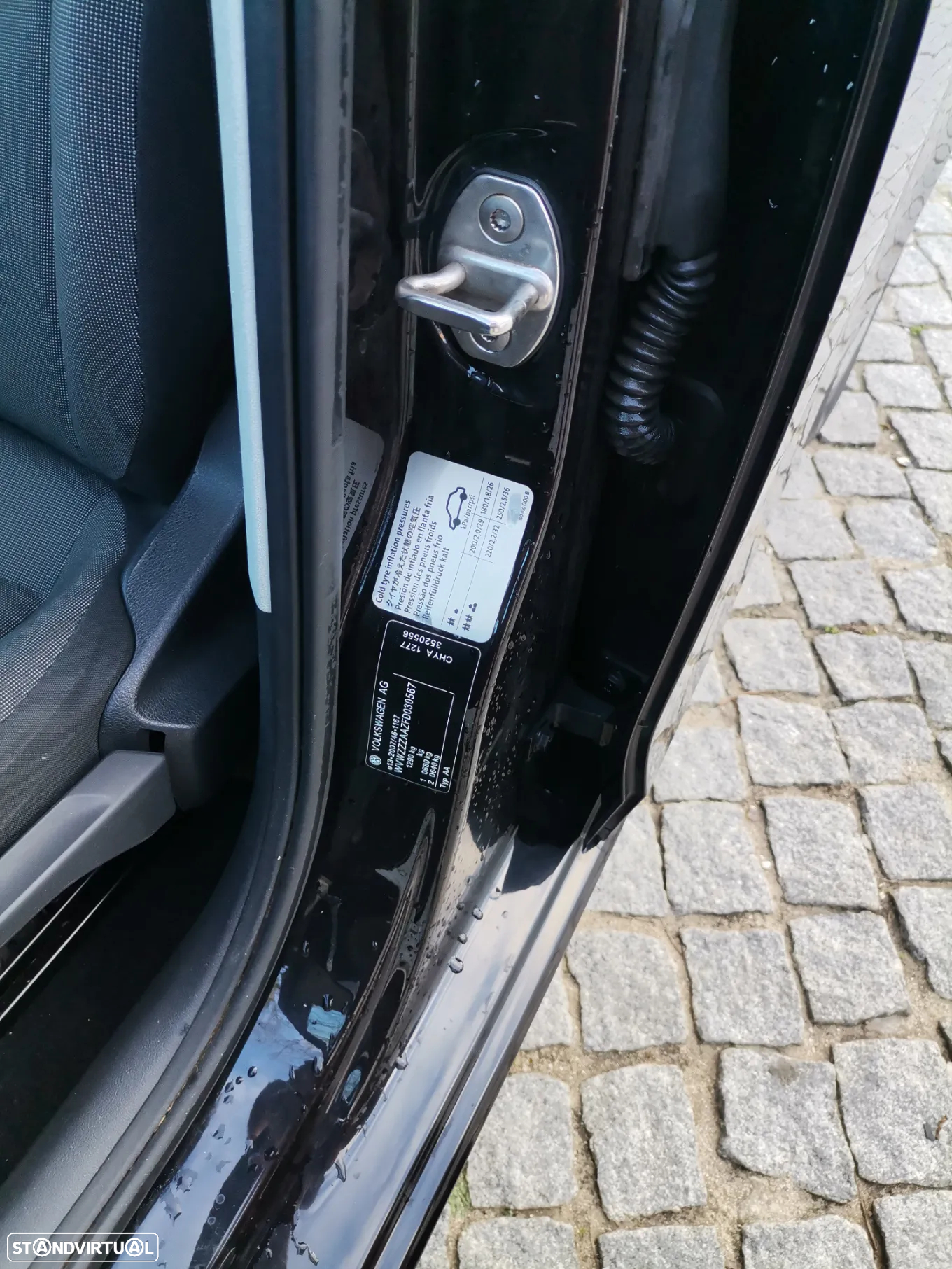 VW Up! 1.0 Move Auto - 17
