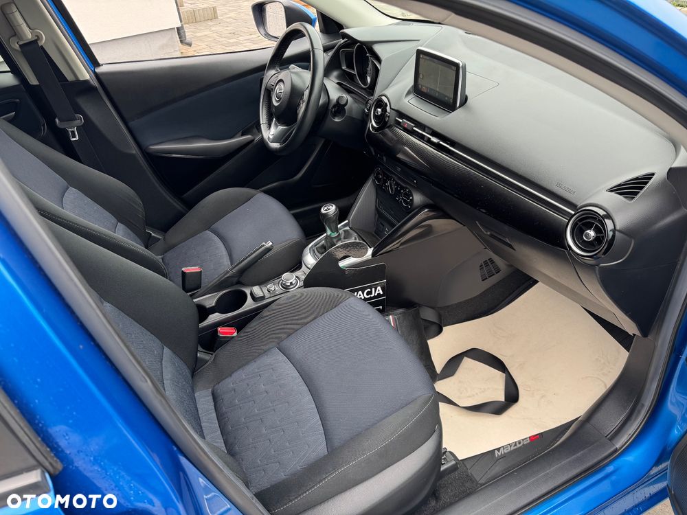 Mazda 2 - 15