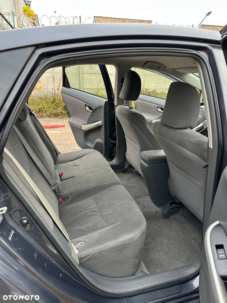 Toyota Prius 1.8 HSD Active - 14