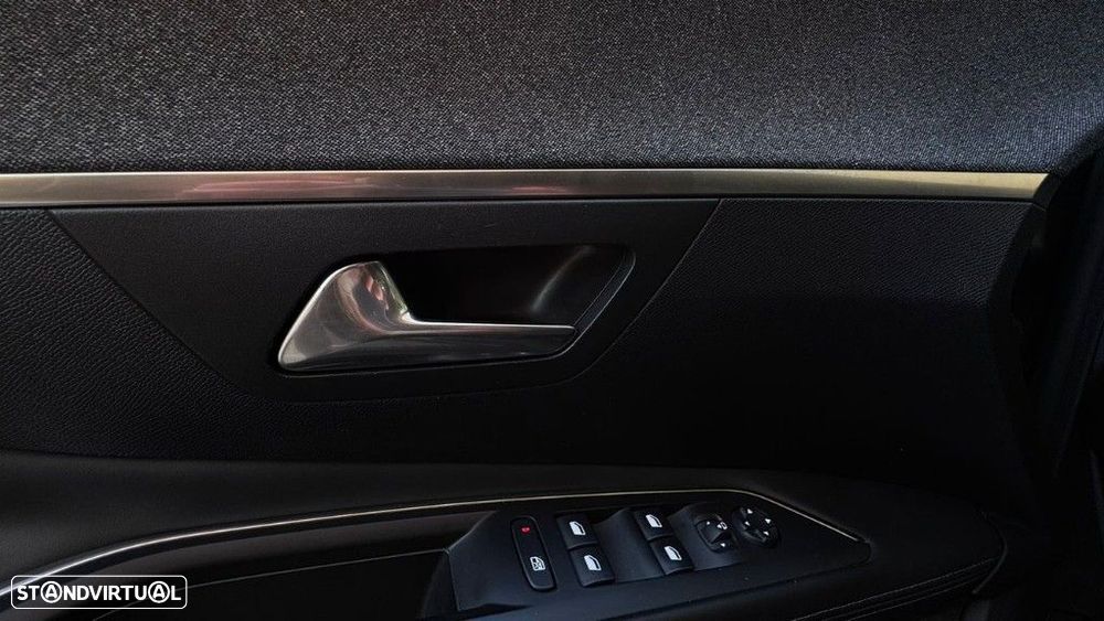 Peugeot 5008 1.5 BlueHDi Allure - 12